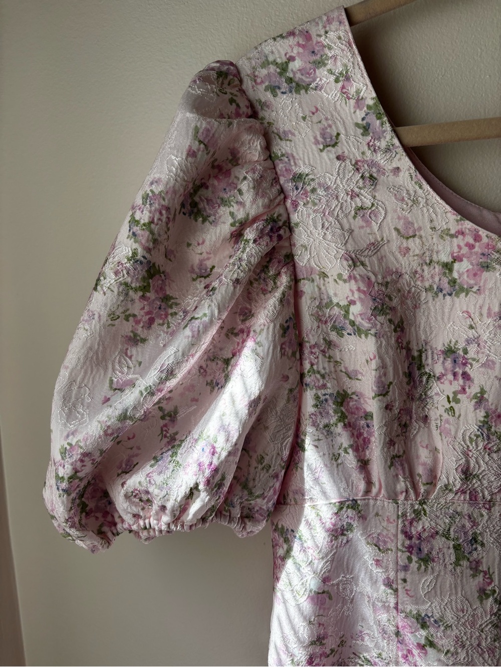 Tuckernuck Hyacinth House Ella Pink Floral Jacquard Puff Sleeve Mini Dress L - Picture 5 of 10